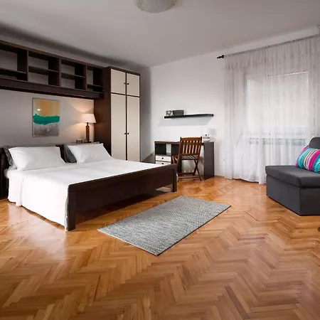 Apartment Accommodation Rovinj